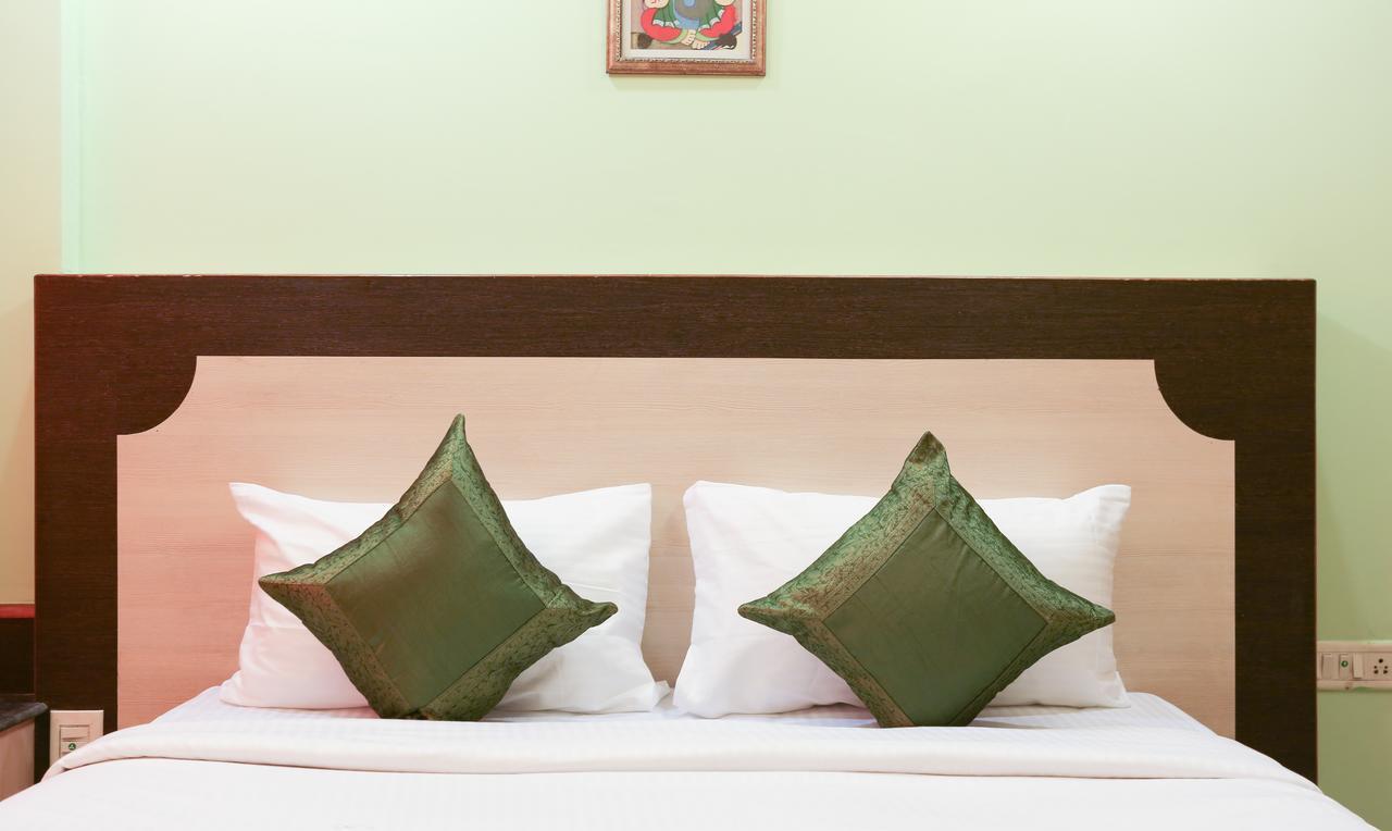 Hotel Treebo Trip Grand Regency à Bangalore Extérieur photo